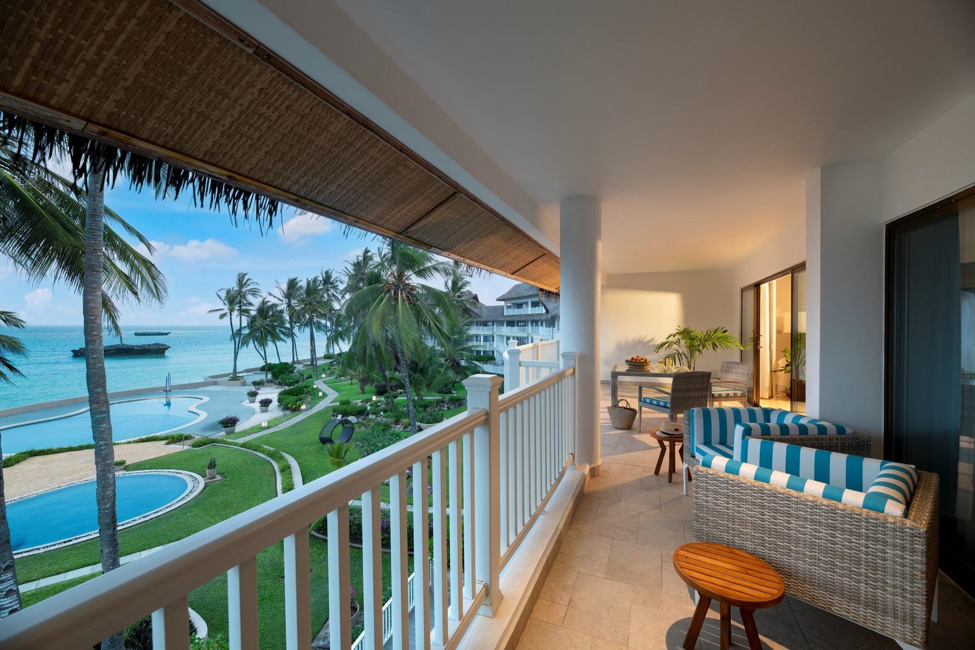 1 Bedroom Ocean View Suite gallery image 3
