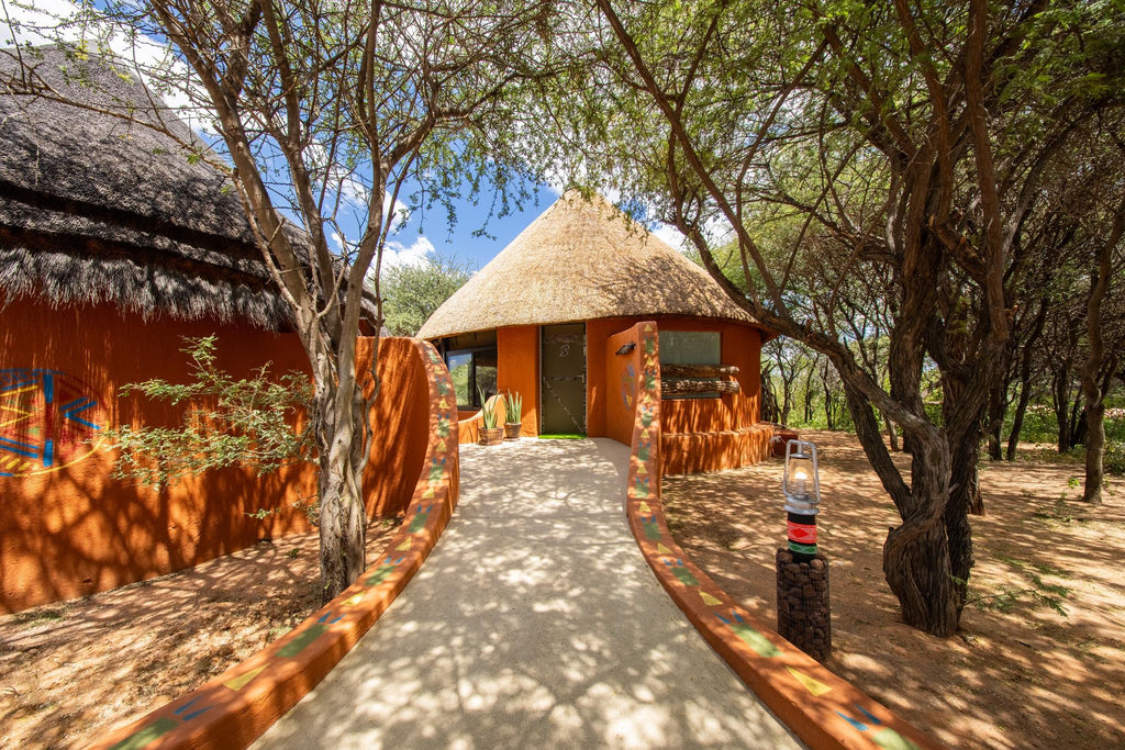 Luxury Bush Camp Chalet gallery image 5