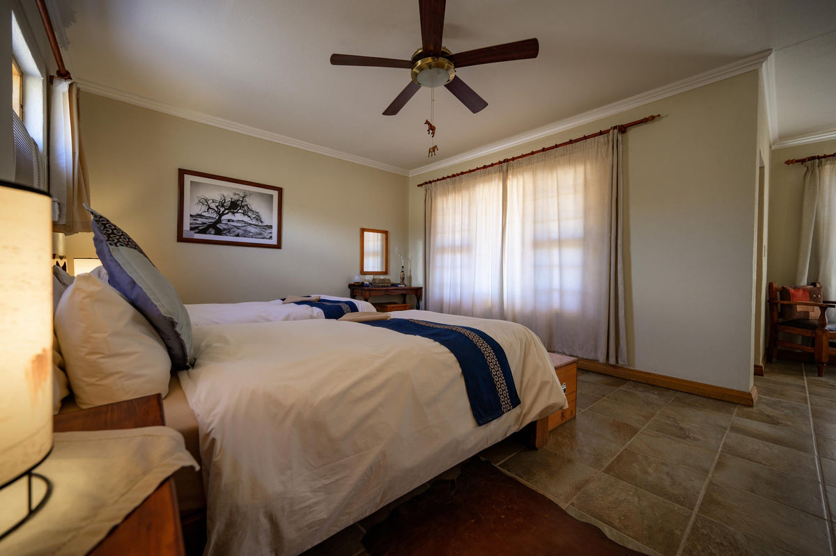 Twin Room gallery image 2