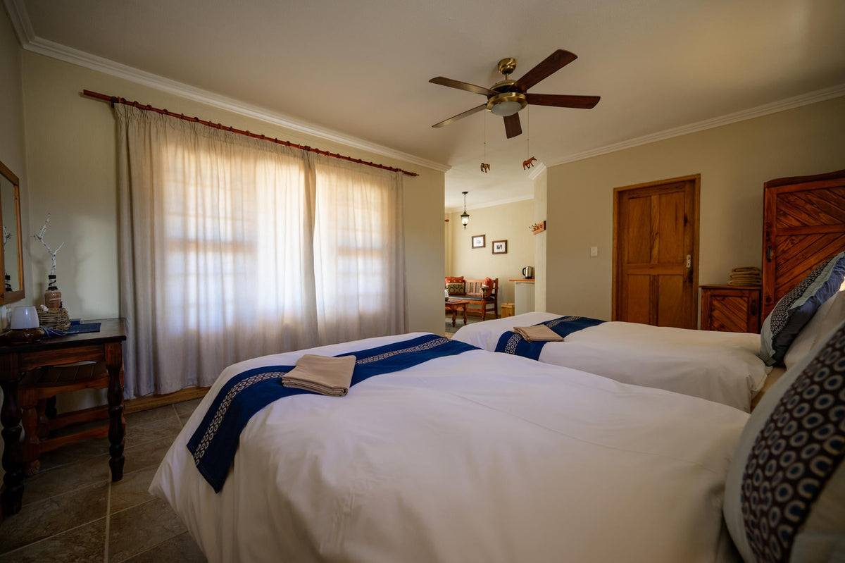 Twin Room gallery image 3