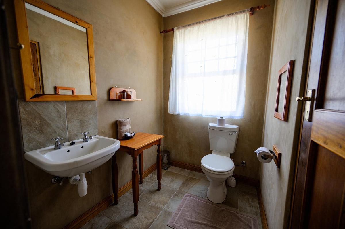Twin Room gallery image 4