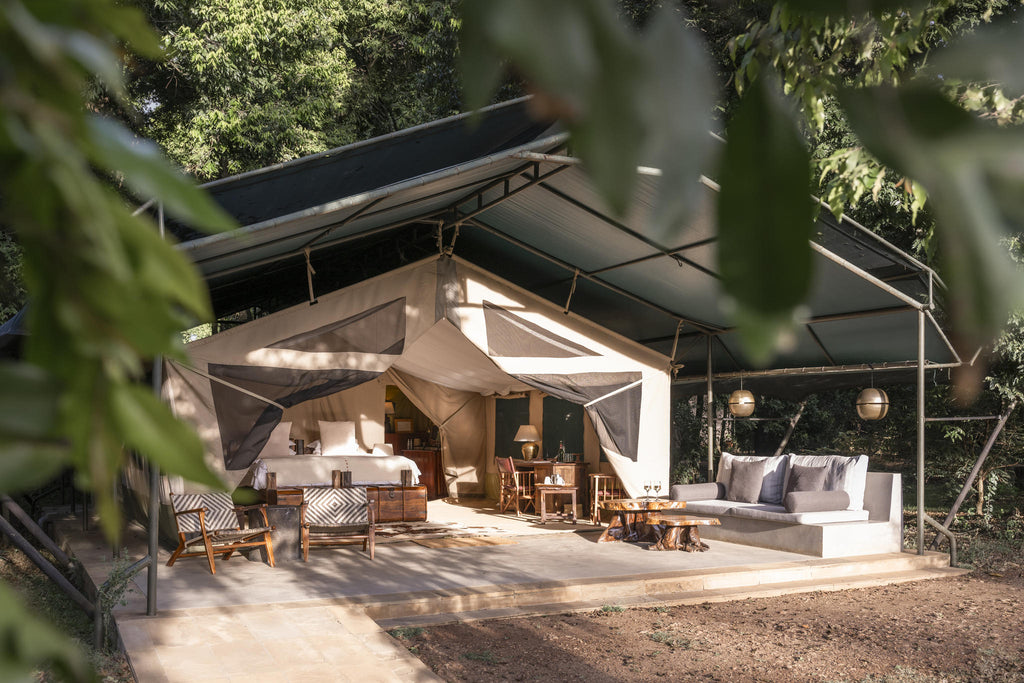 Luxury tent gallery image 3