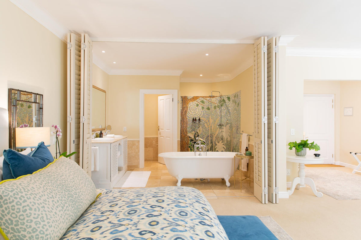 Elegant Suites gallery image 2