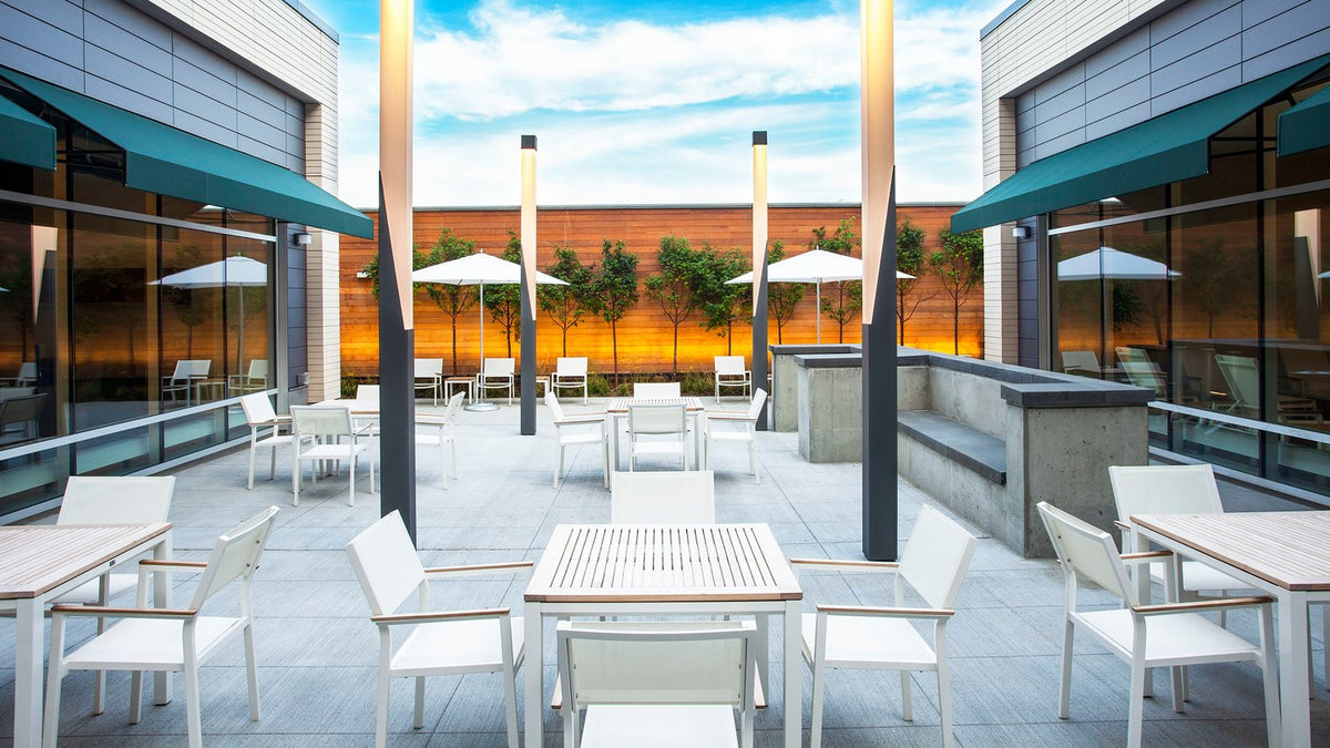 Element Boston Seaport District