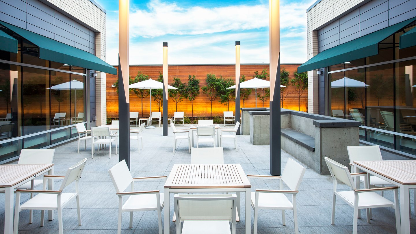 Element Boston Seaport District