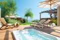 Pavilion Retreat Waterfront with outdoor Jacuzzi