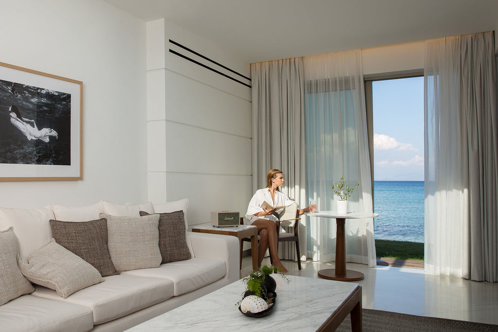 Pavilion Suite Waterfront with  Private Pool
