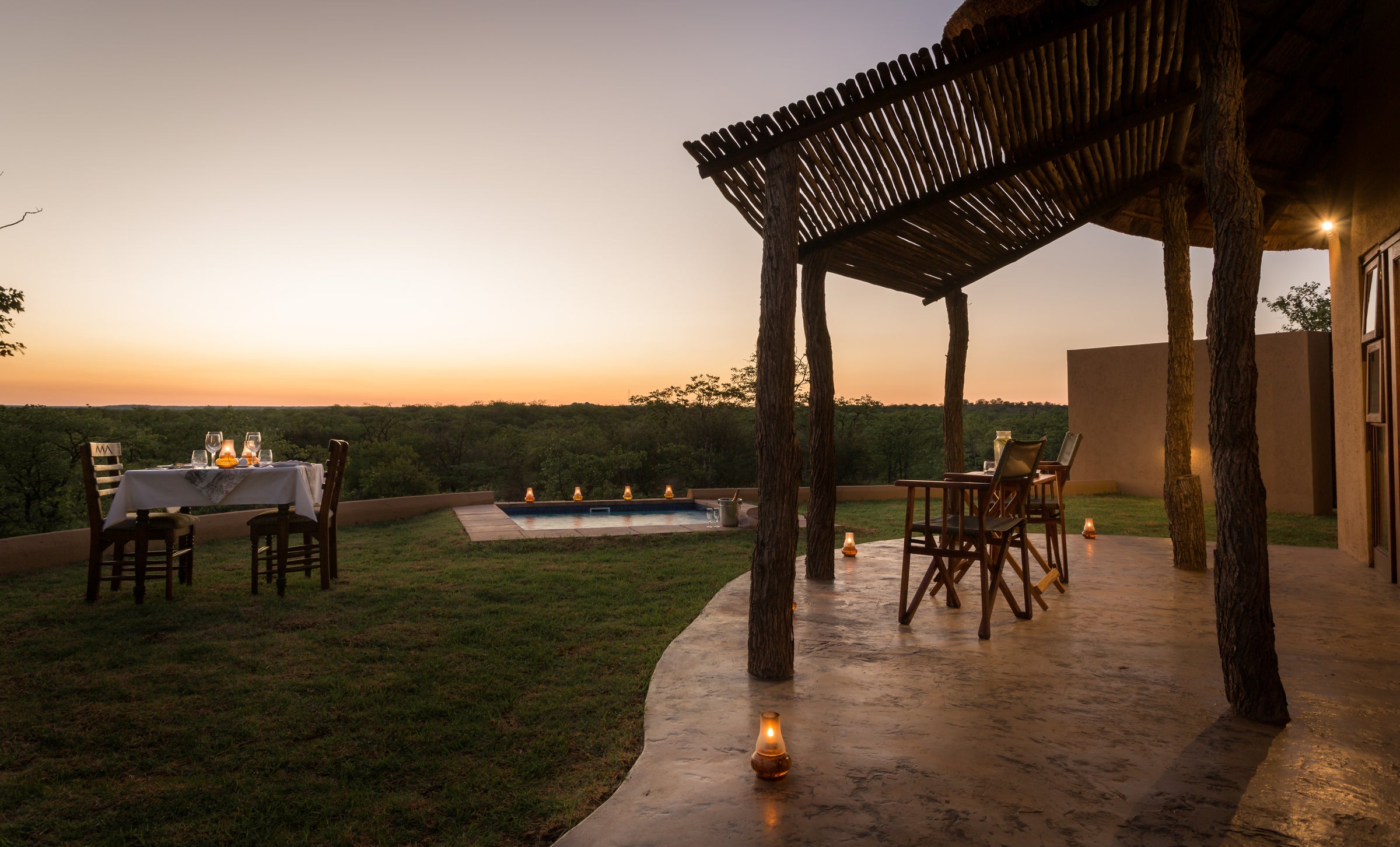 Mopane Bush Lodge