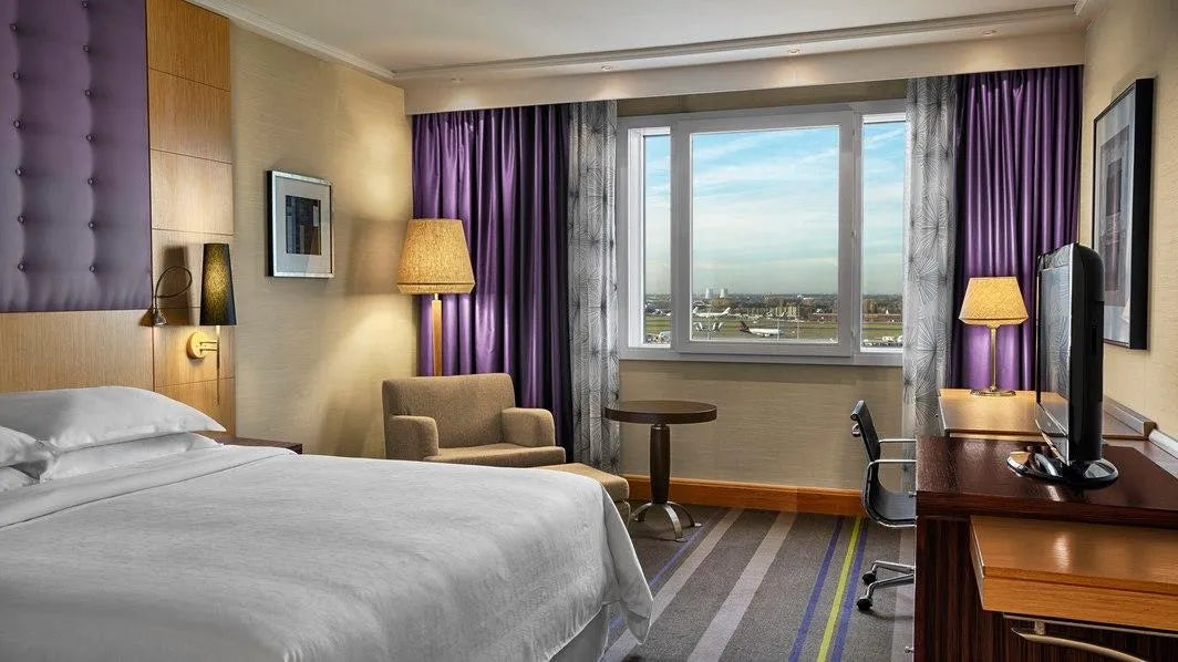 Club, Club level, Guest room, 1 King