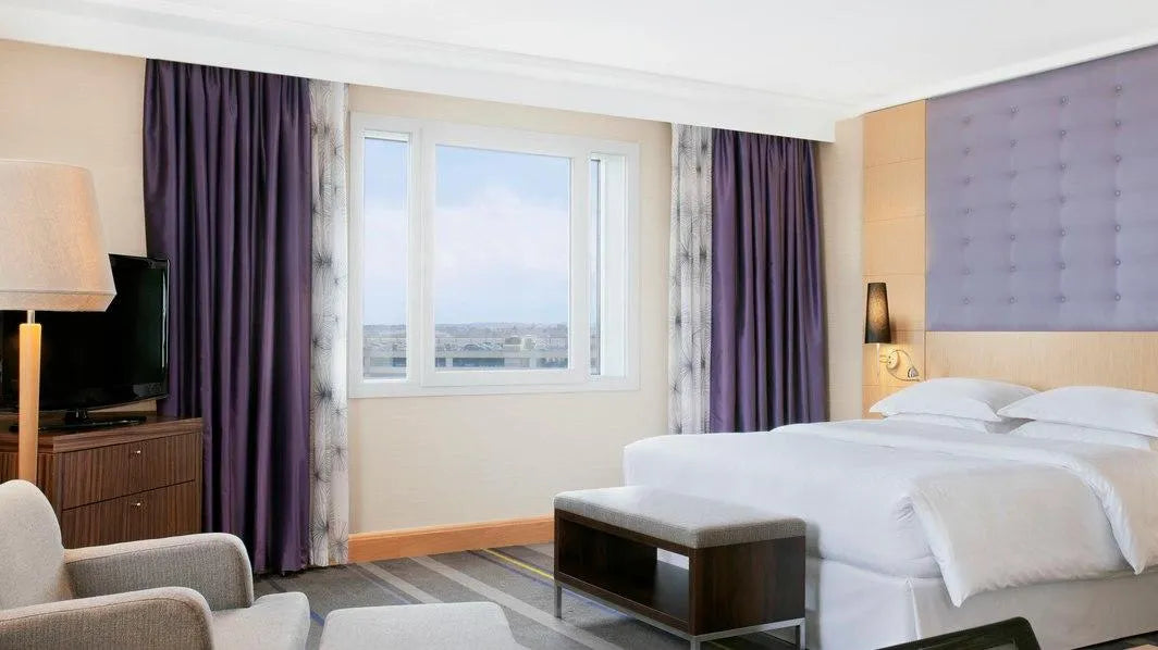 Room gallery image 1.
