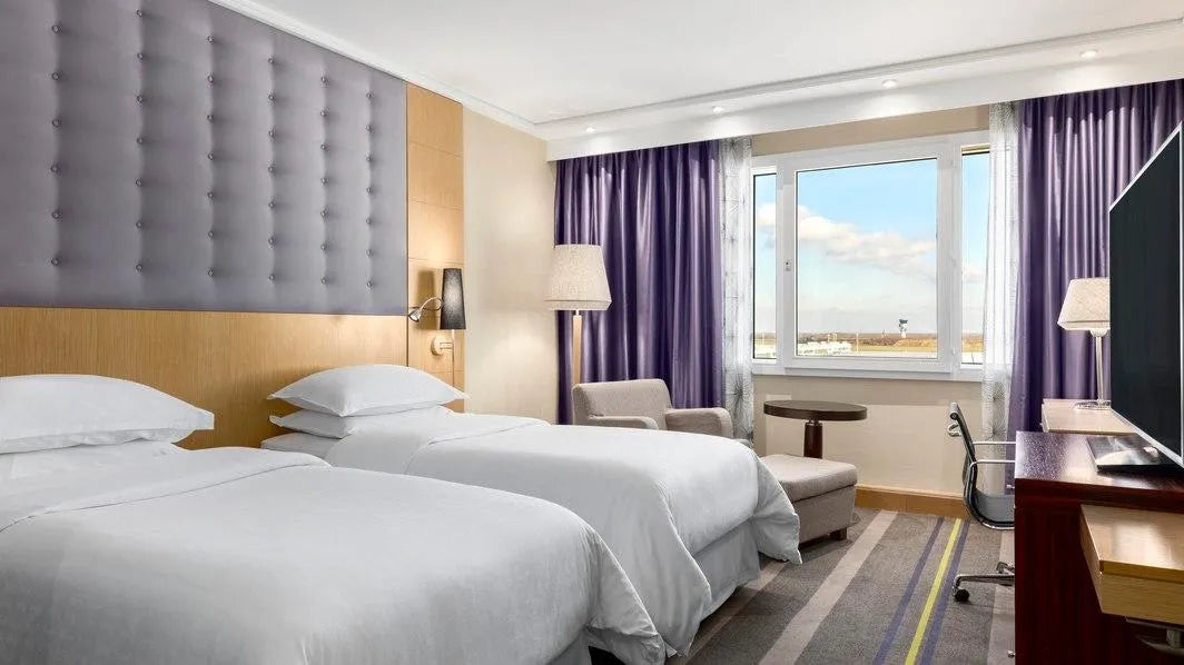Club, Club level, Guest room, 2 Twin/Single Bed(s)