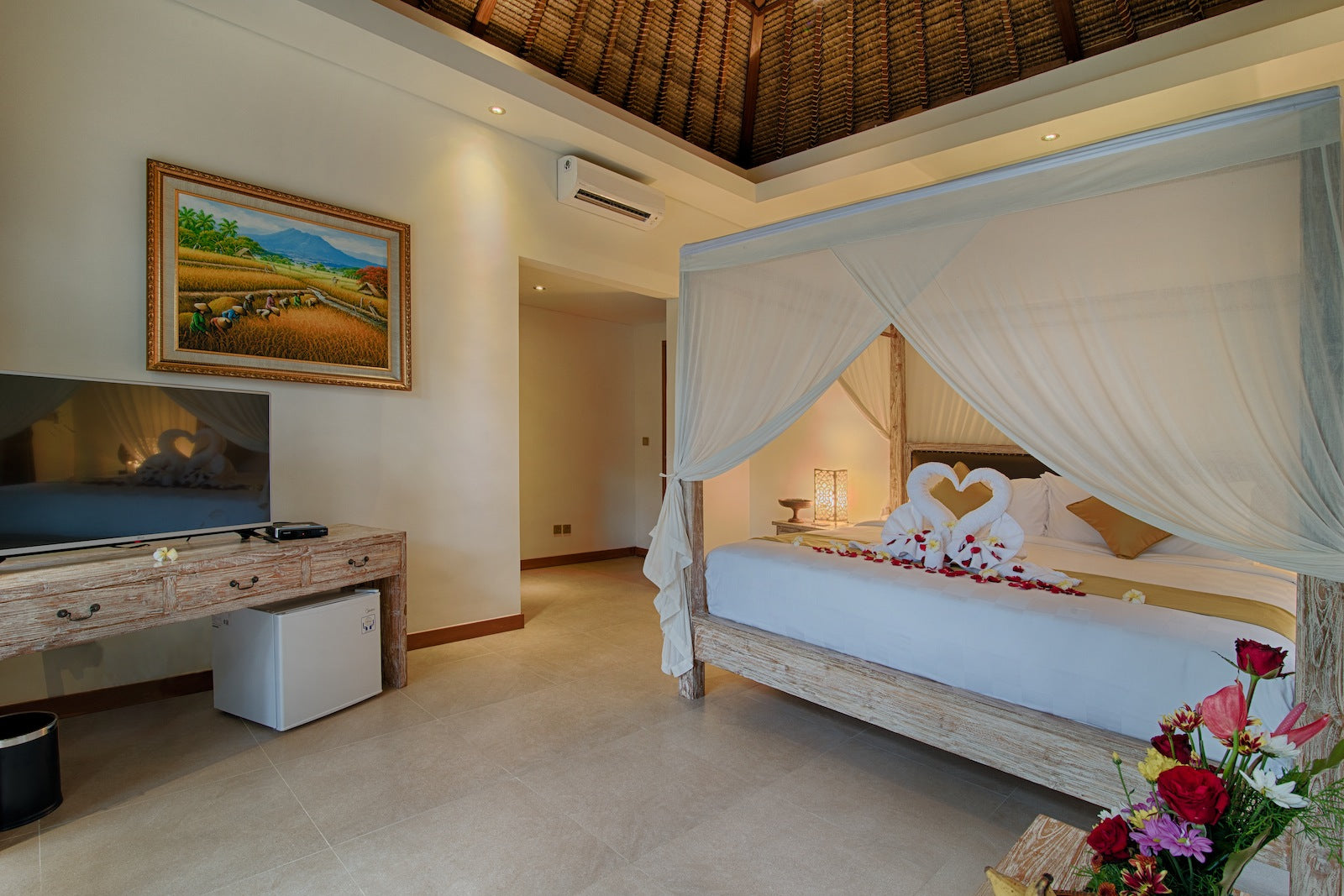 Anusara Luxury Villas
