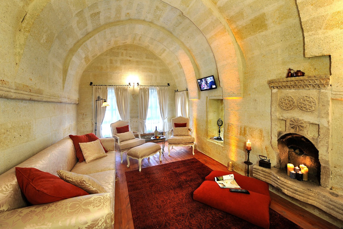 Tafoni Cave Hotel