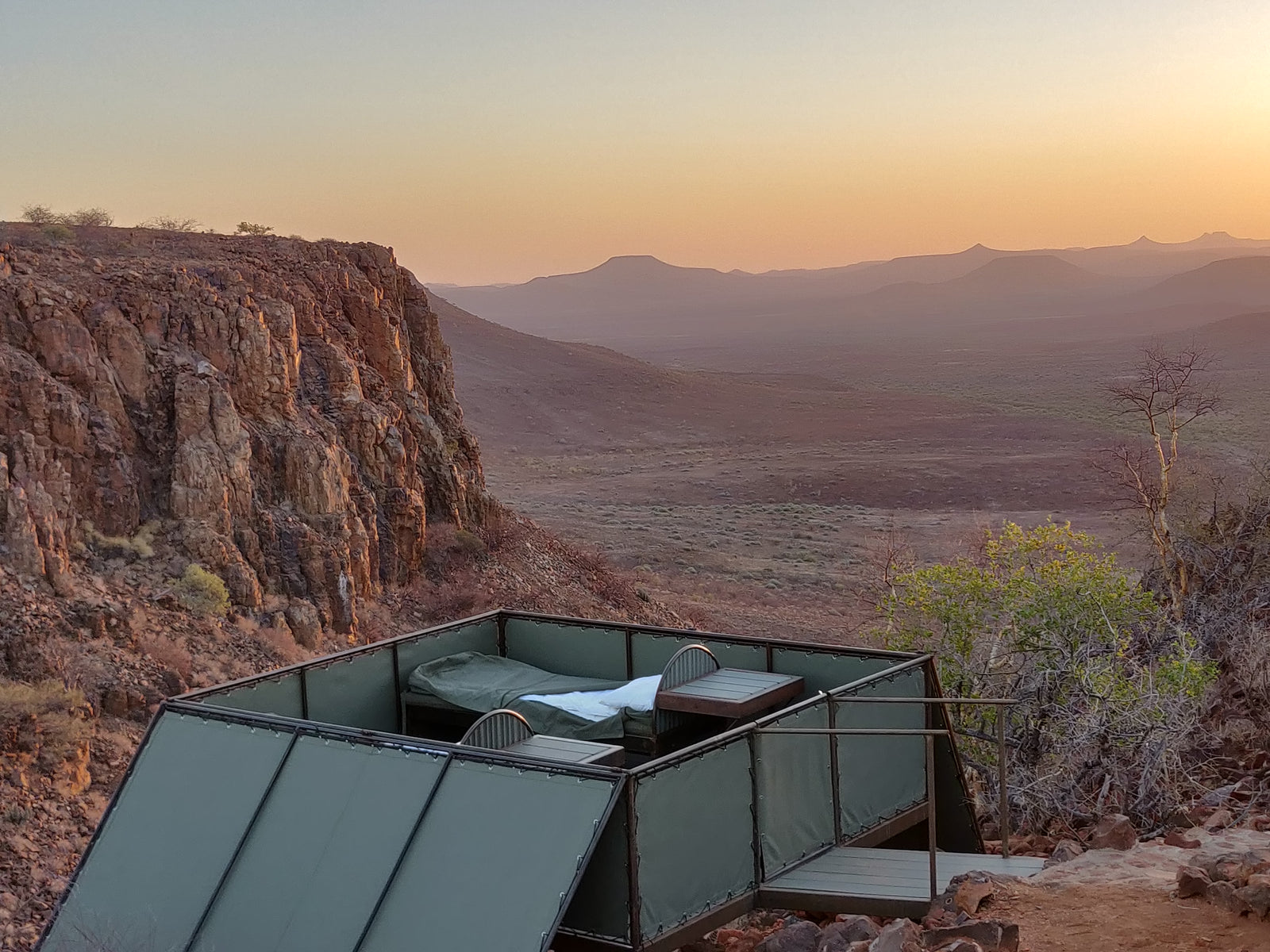Etendeka Hiking Trails — Sleeping Platforms