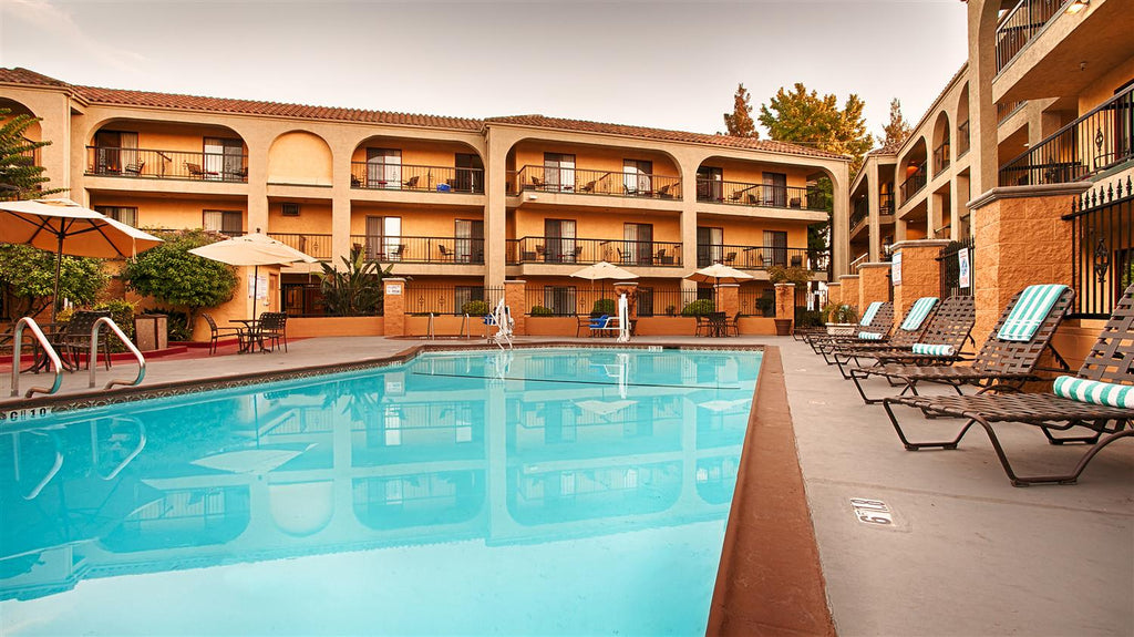 Best Western Plus Heritage Inn Stockton