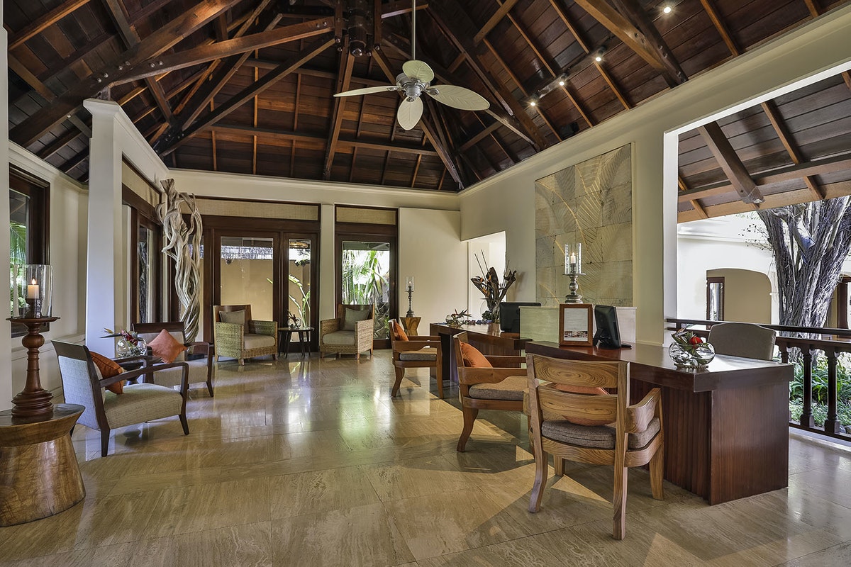 Shanti Maurice Resort & Spa