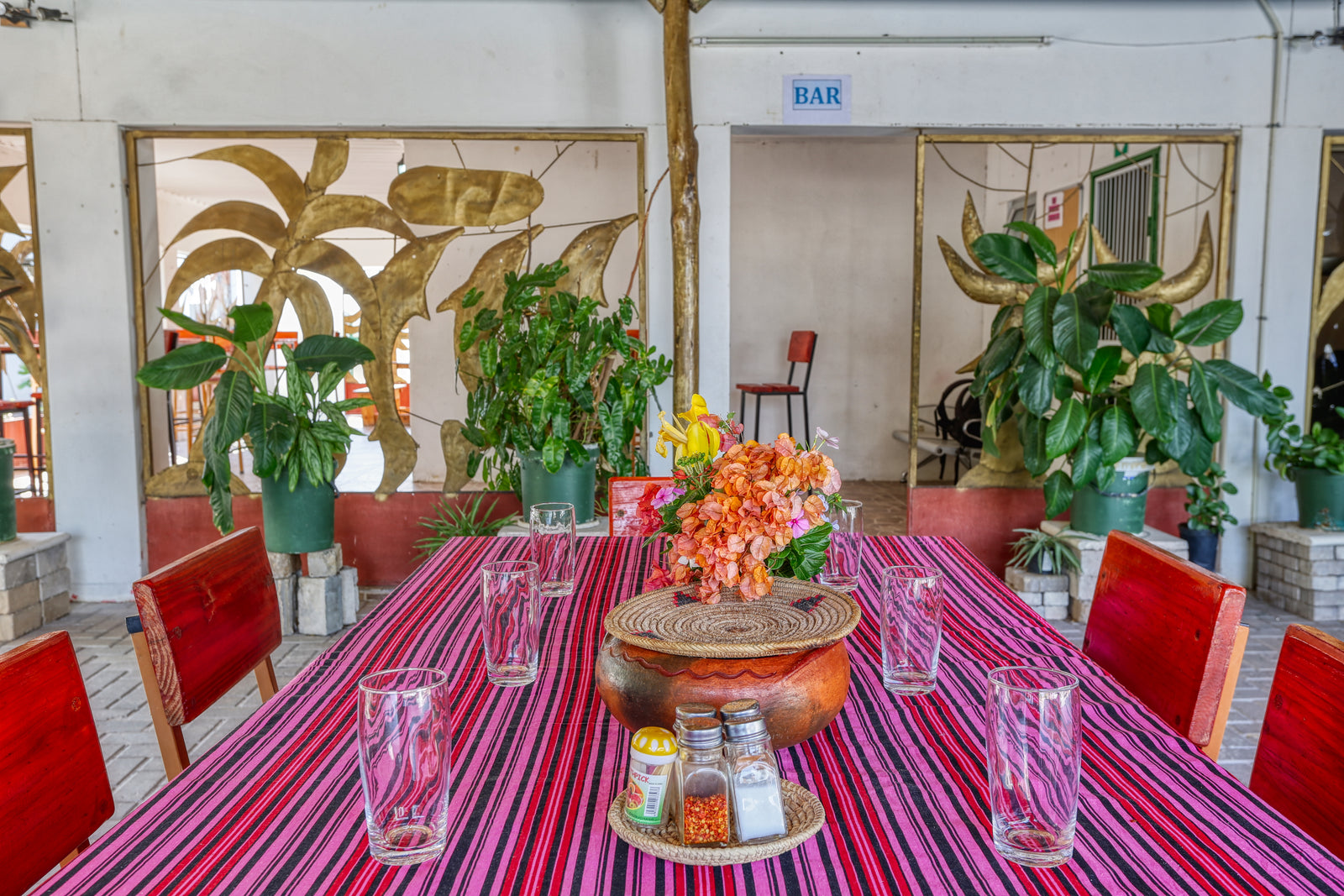 Ntunda Lodge — Etala Restaurant
