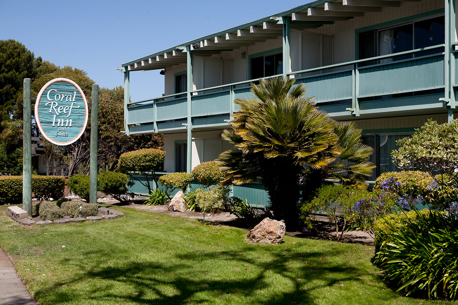 Coral Reef Inn & Suites