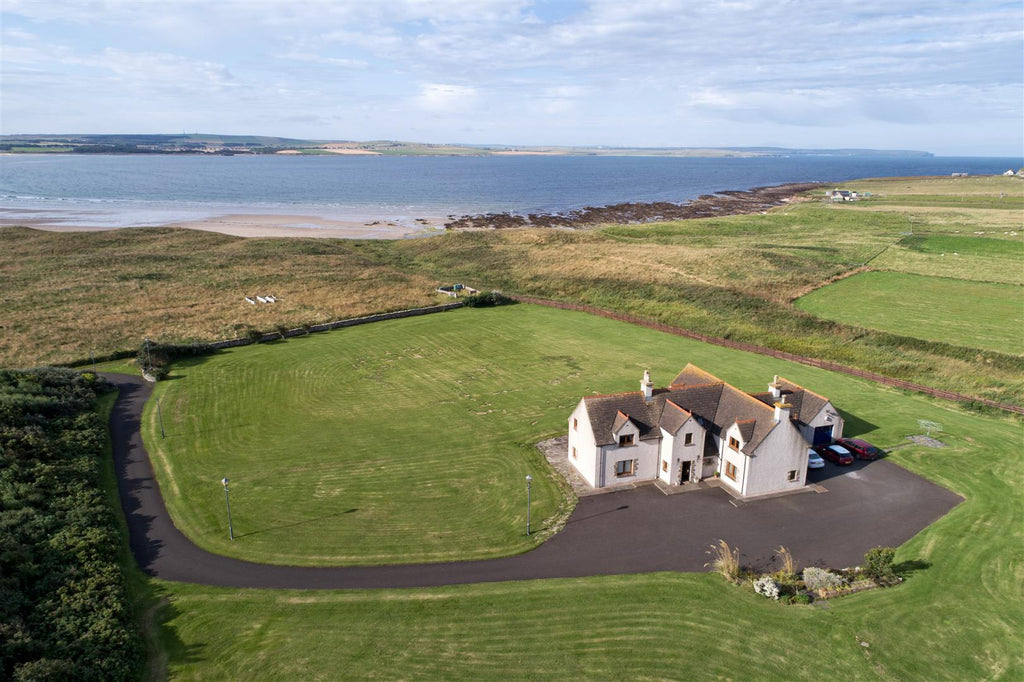 Dunnet Bay Escapes