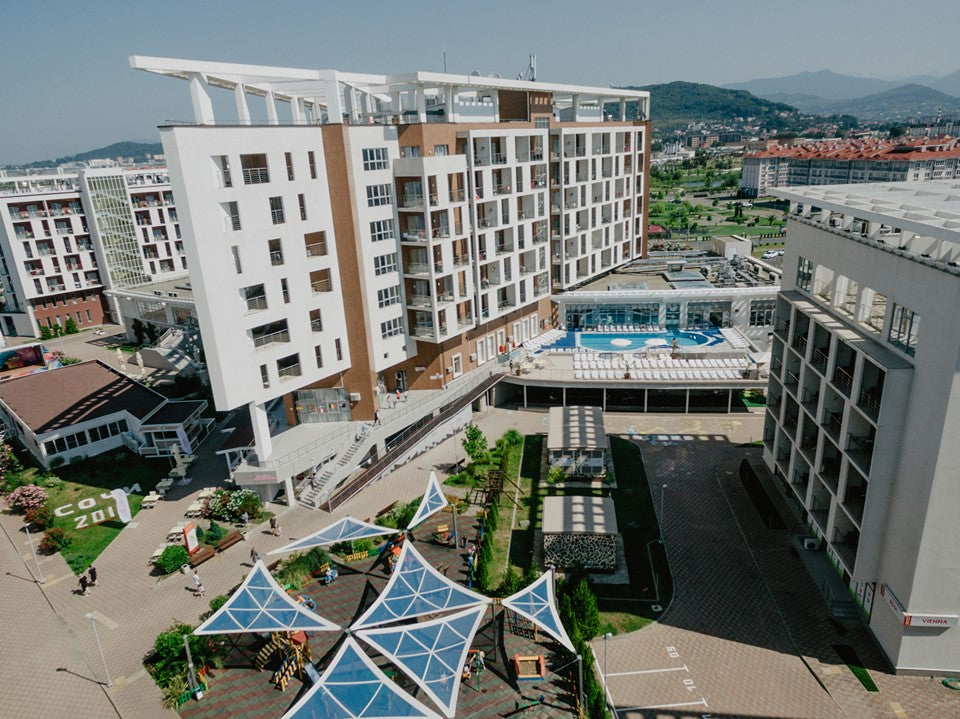 Bridge Resort Hotel