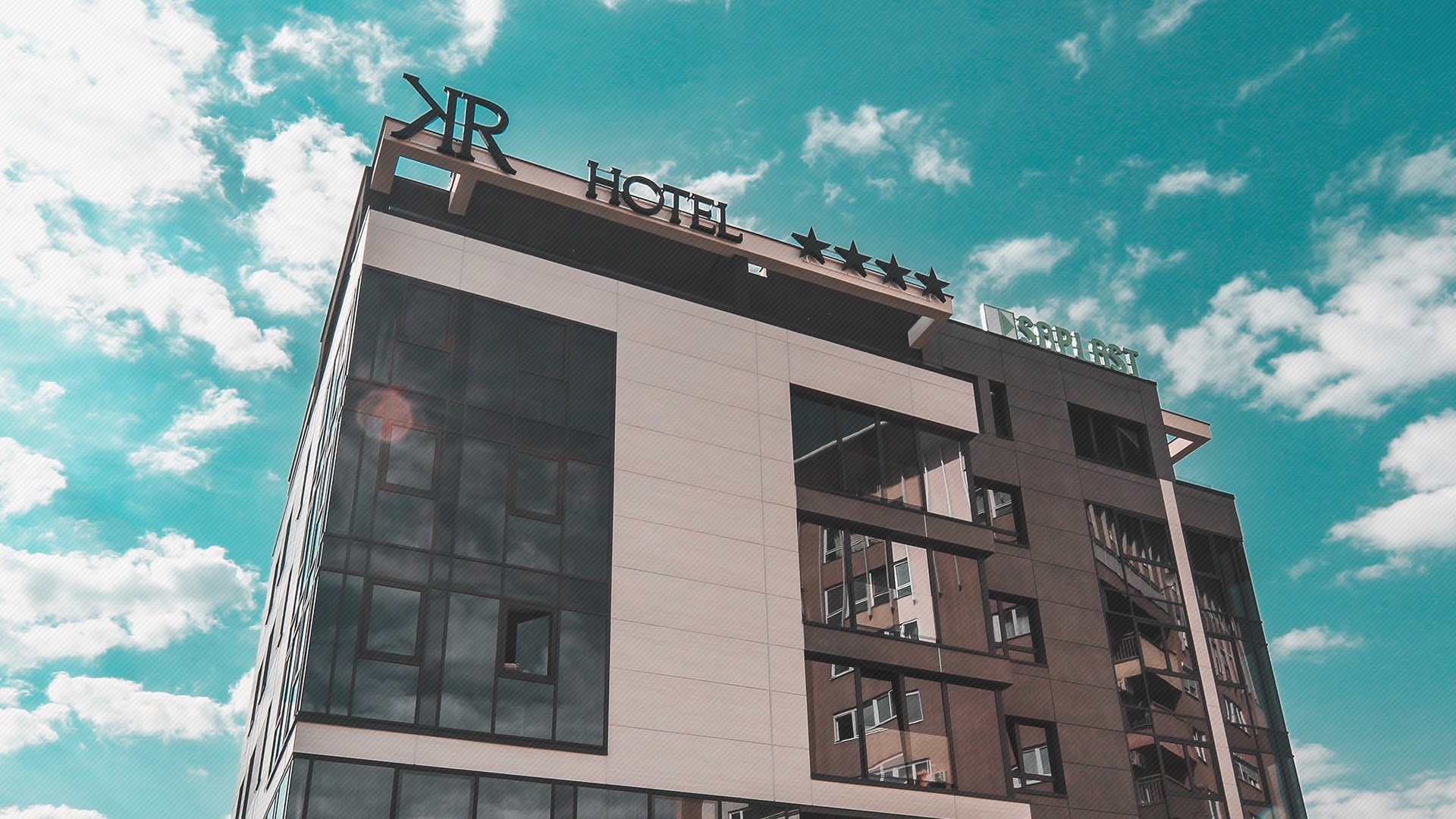 Hotel Koncept Residence