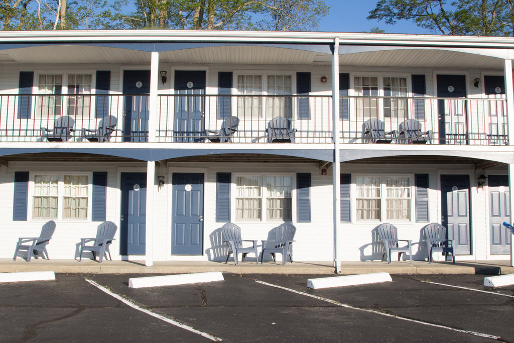 Tidewater Inn