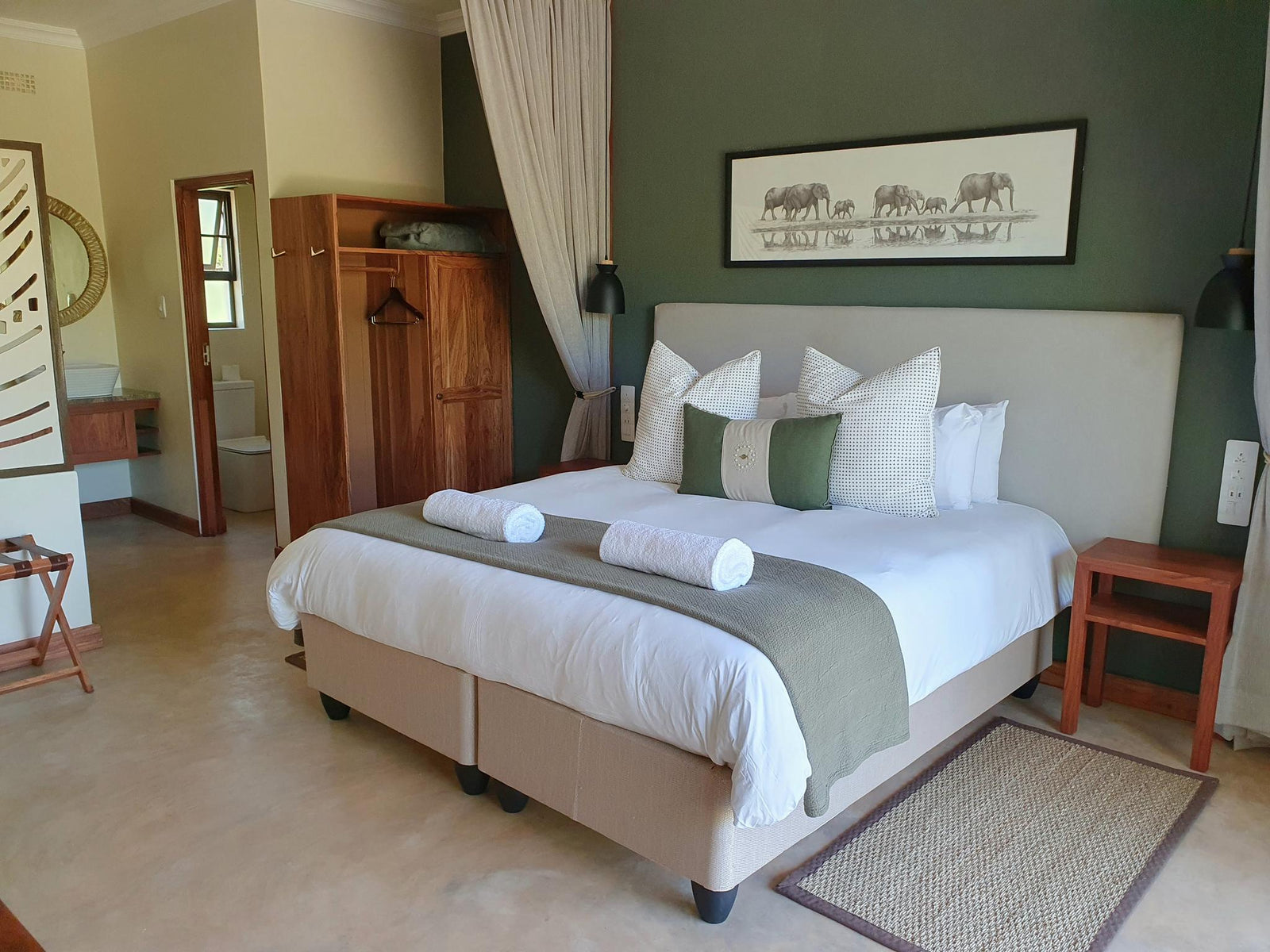 Luxury Room