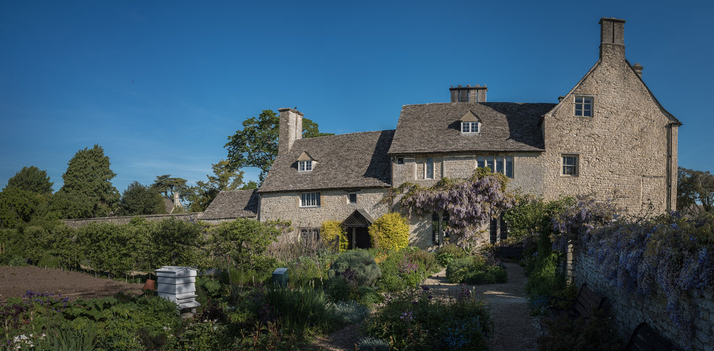 Cogges Manor Farm