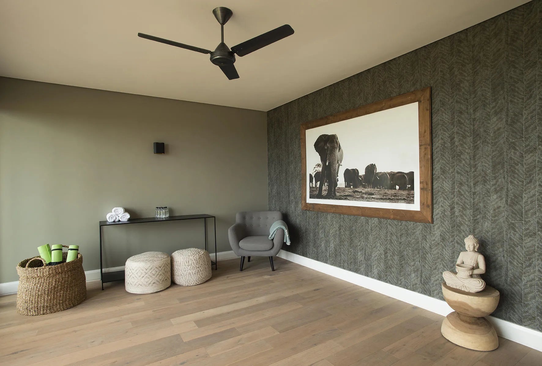 Room gallery image 14.