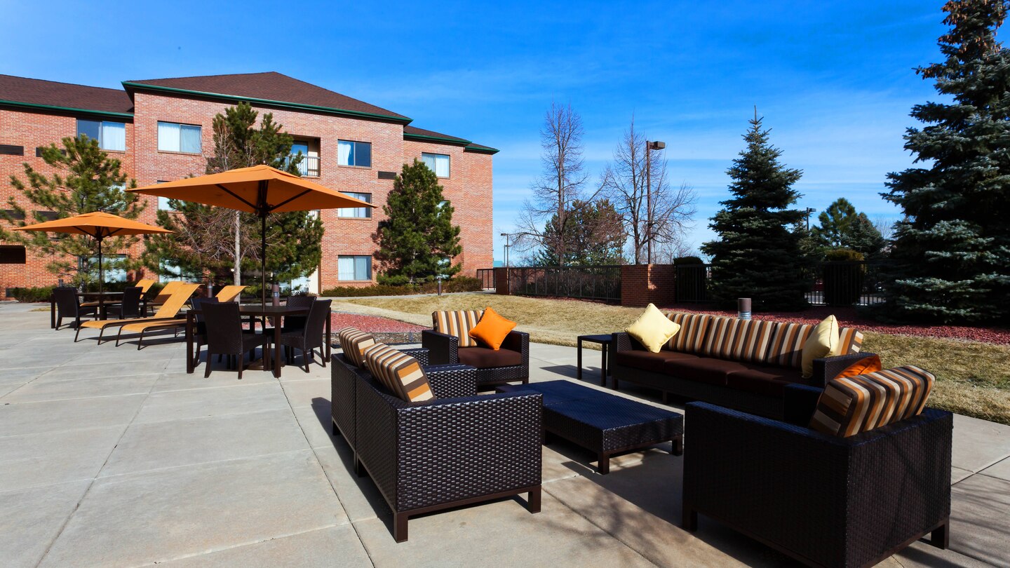 Courtyard Boulder Louisville