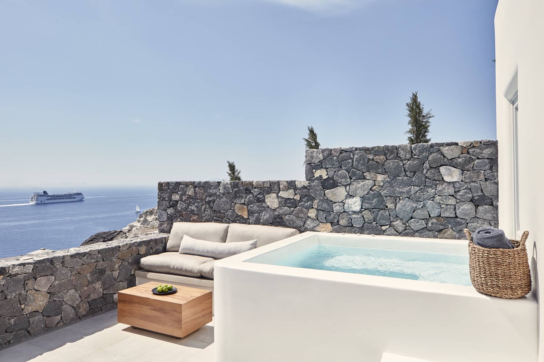 Canaves Oia Epitome