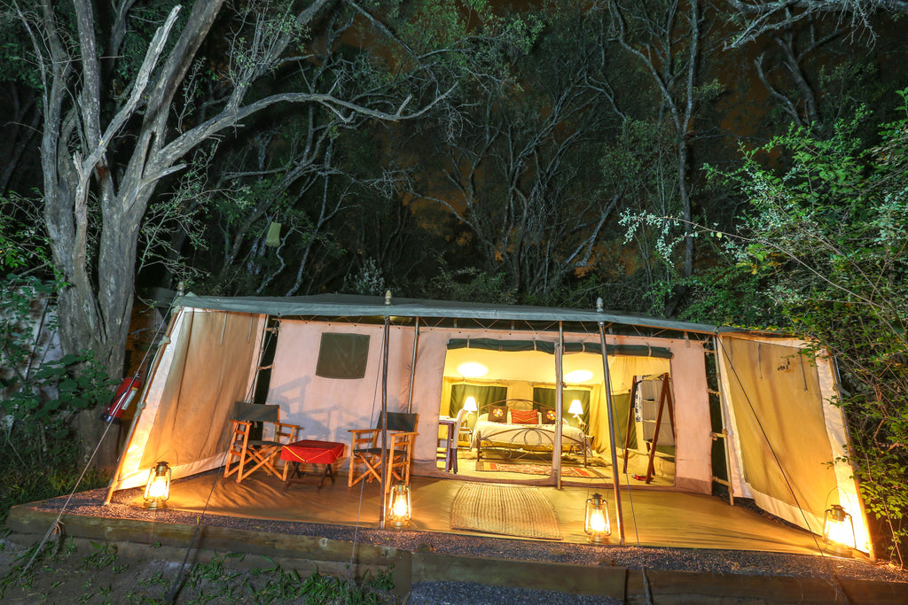 Guest tent in the evening