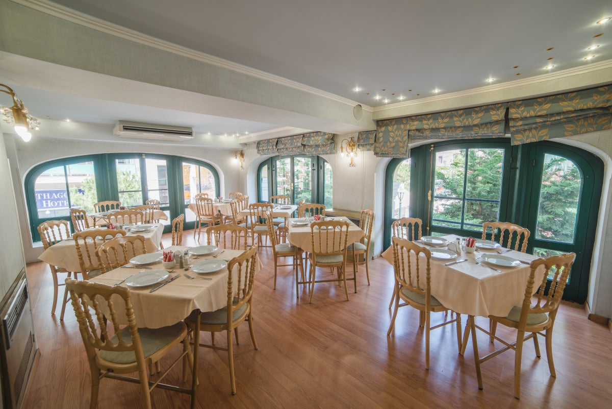 Delphi Art Hotel