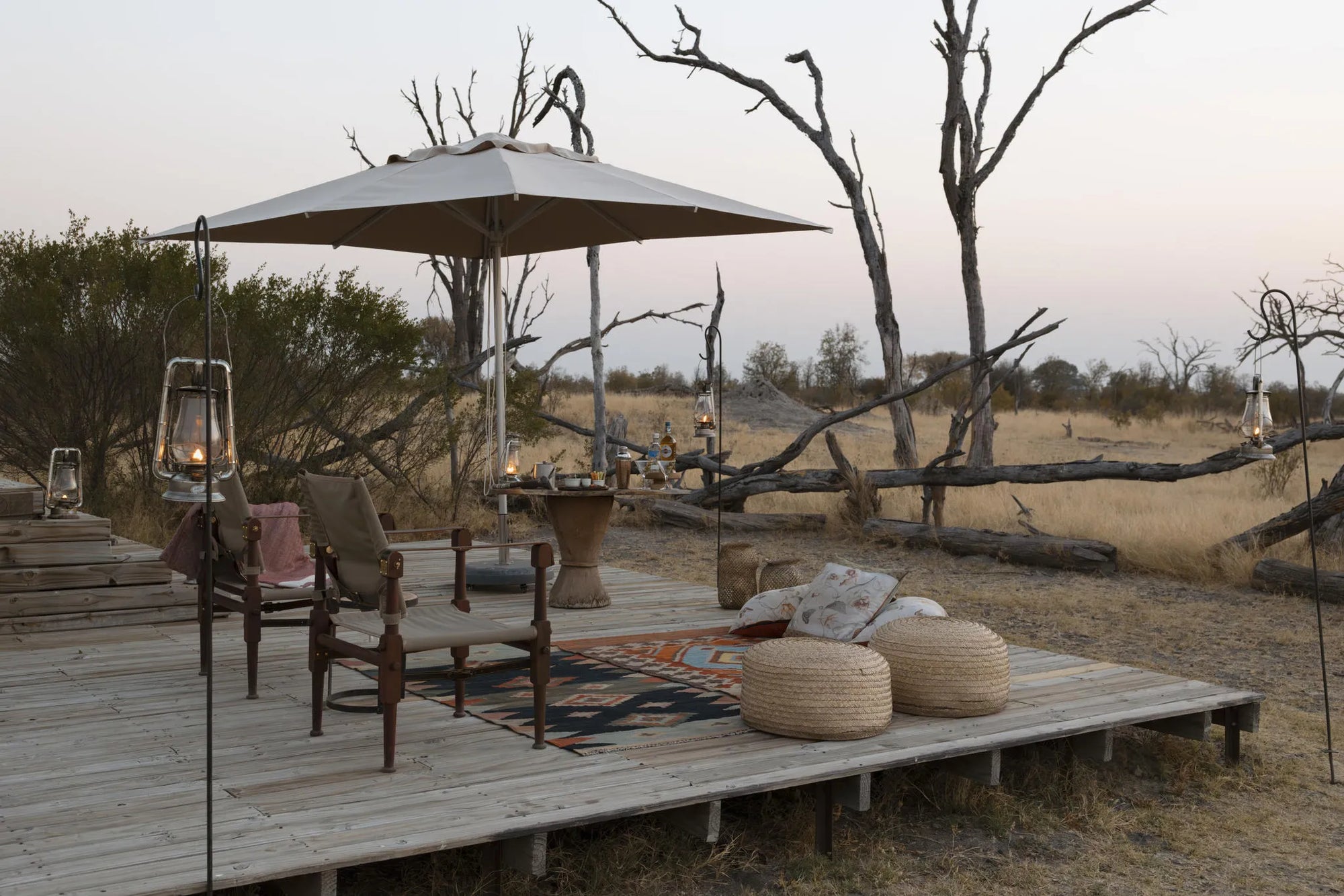 TOM'S LITTLE HIDE BATHROOM at The Hide Safari Camp, Hwange National Park, Zimbabwe.