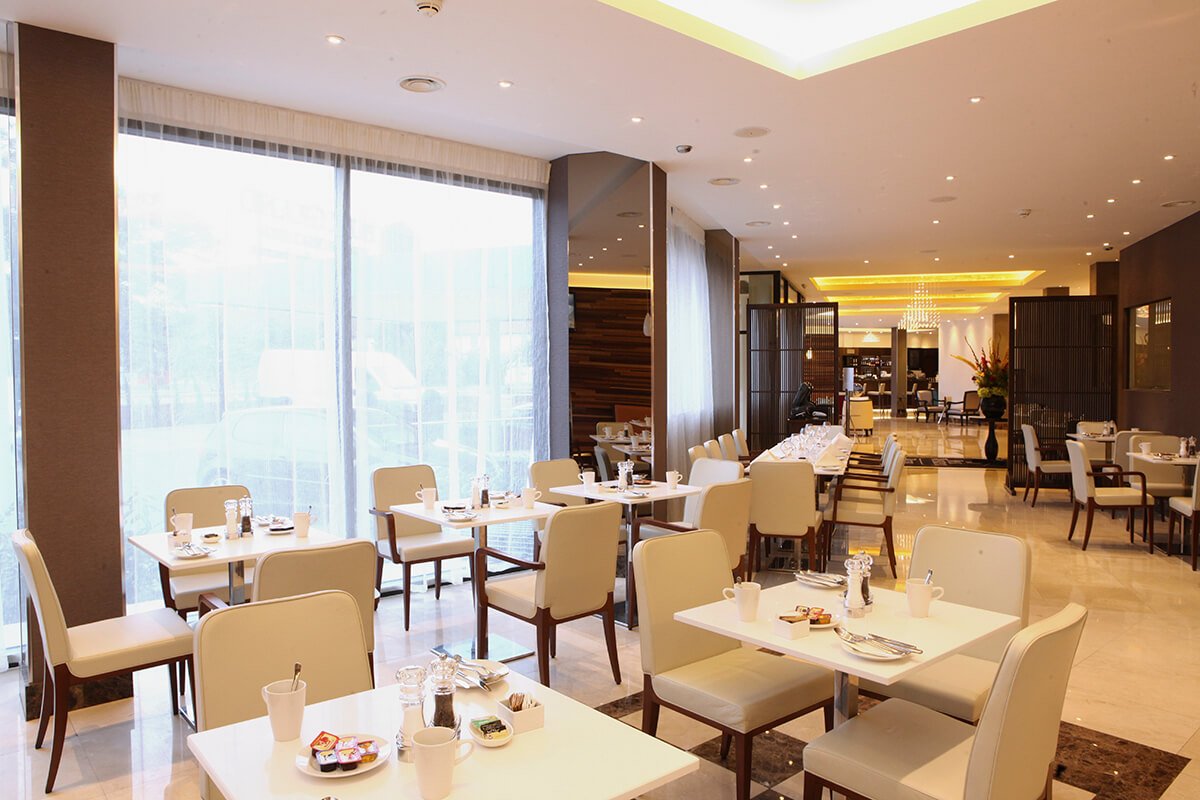 Park Grand London Heathrow