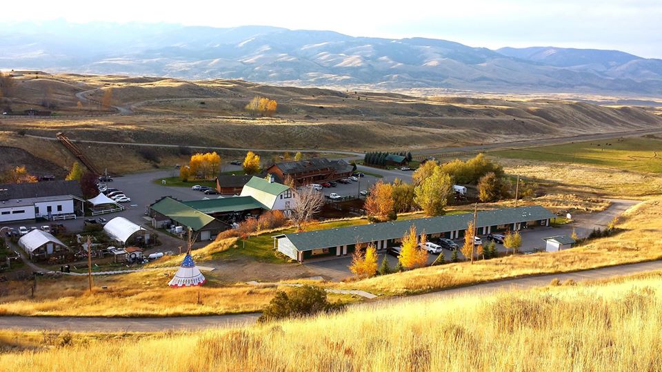 Chico Hot Springs Resort & Day Spa