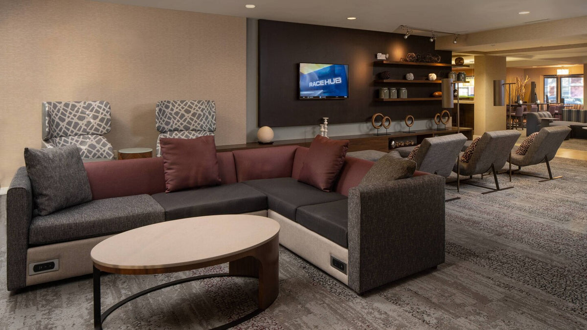 Courtyard by Marriott Baton Rouge Siegen Lane