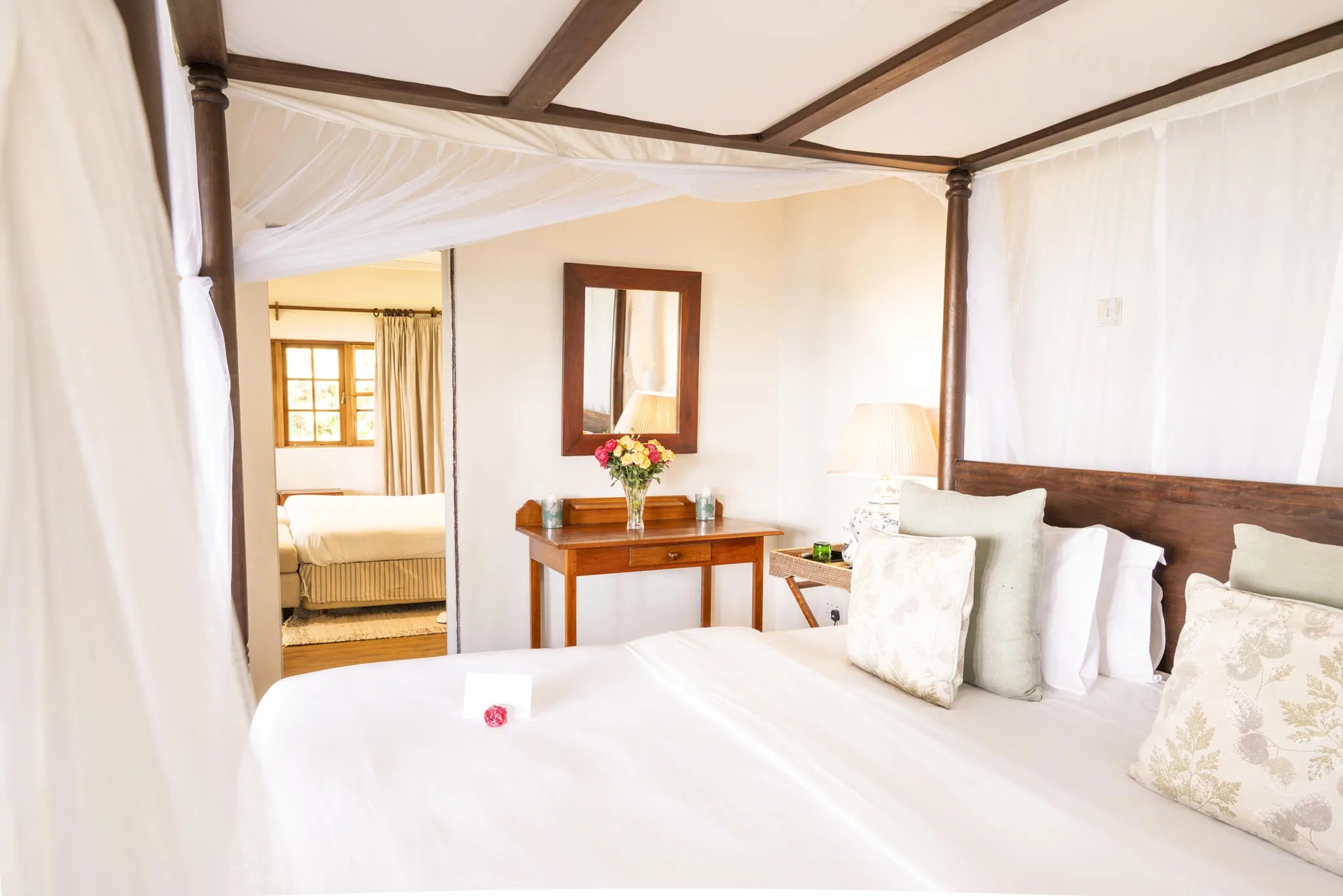 Room gallery image 6.