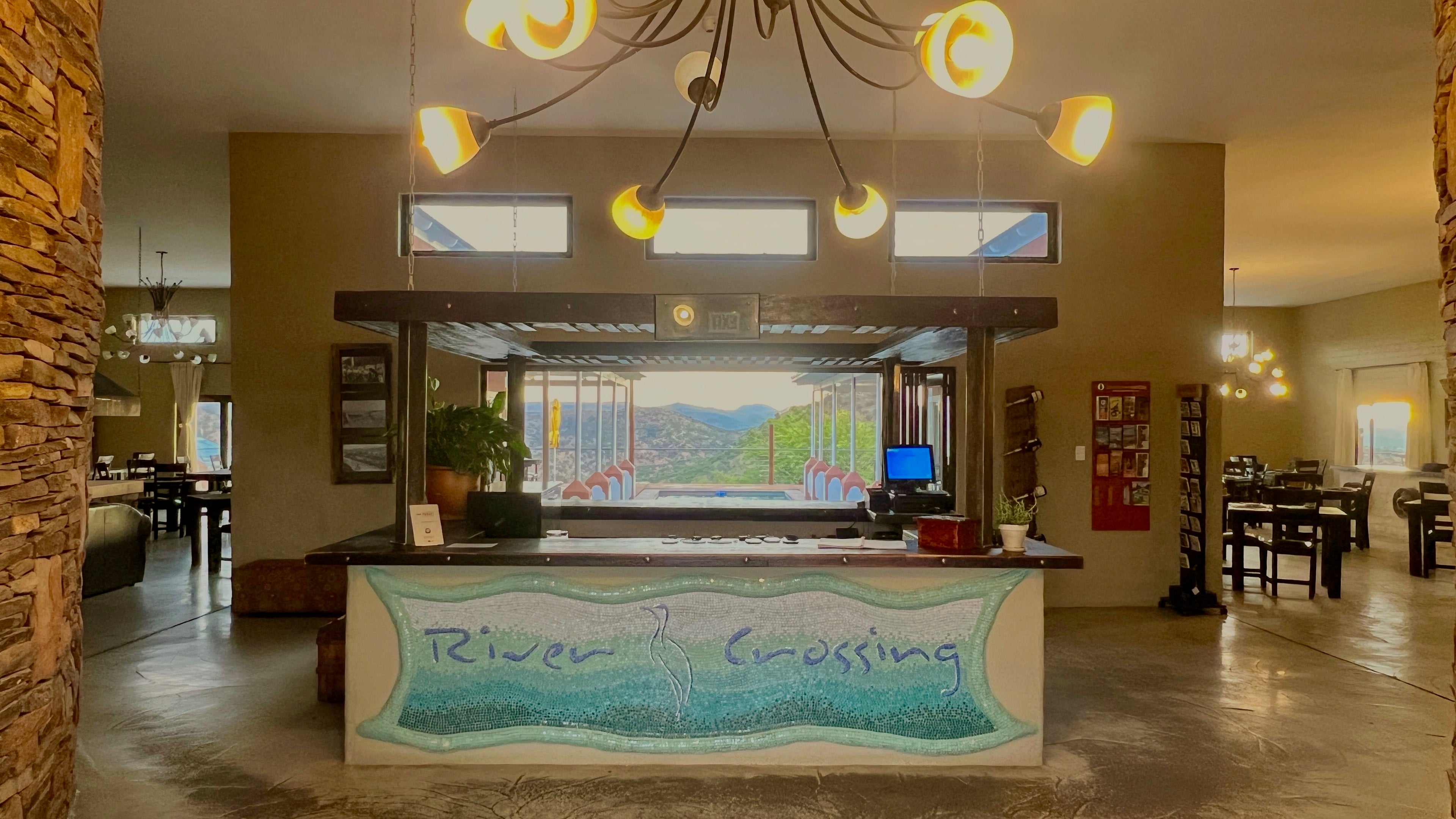 Front Desk - Reception