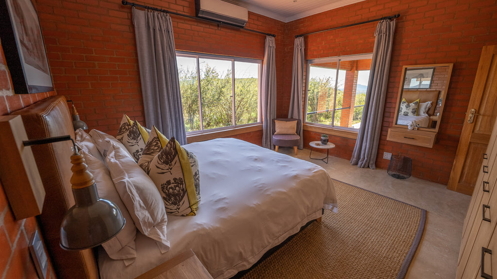 Tlou Villa Suite