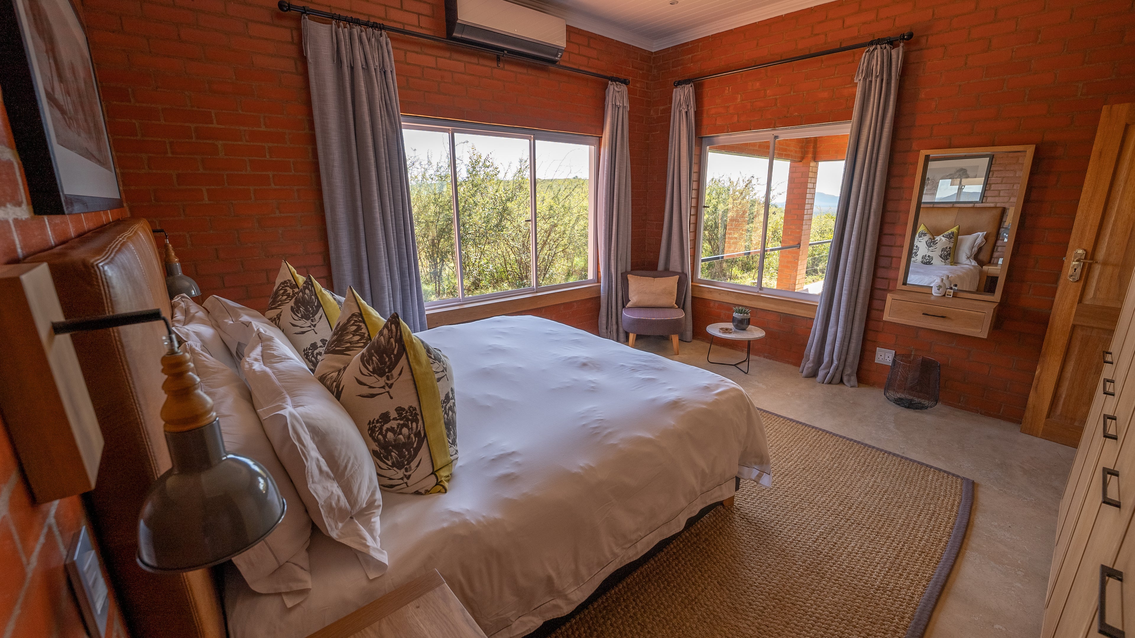 Tlou Villa Suite