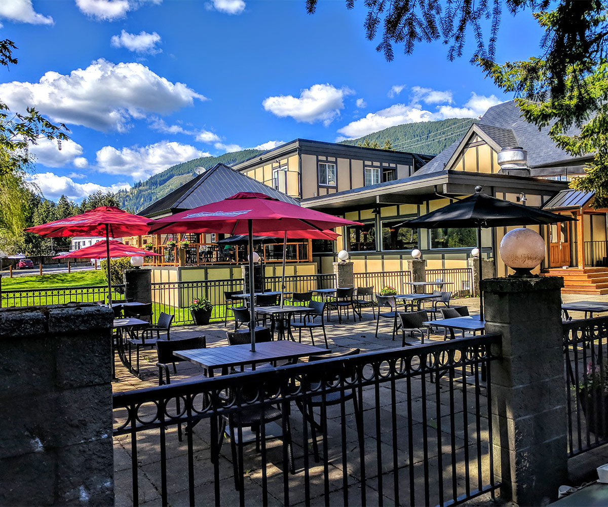Riverside Inn