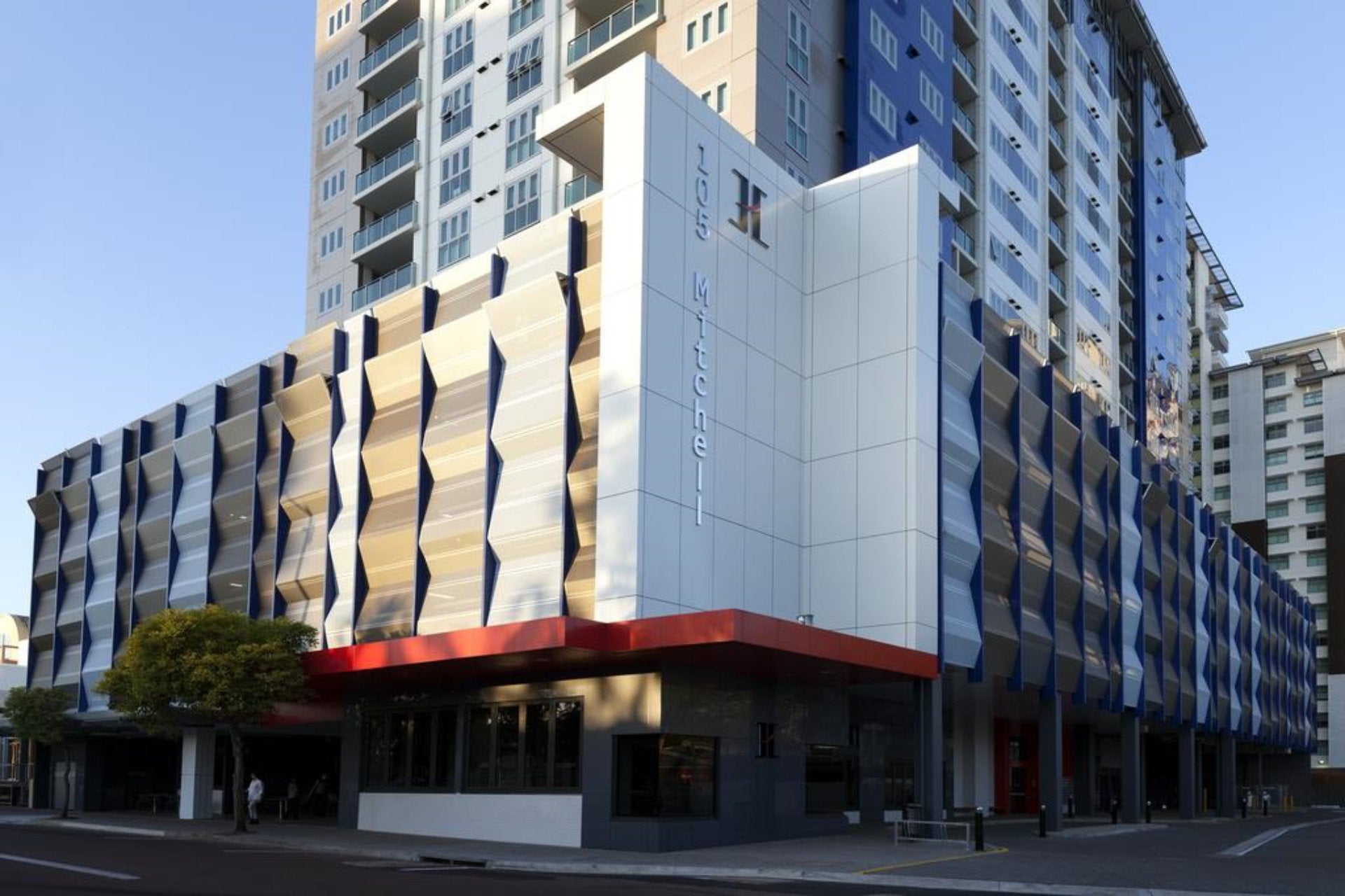 H on Mitchell Hotel Apartment