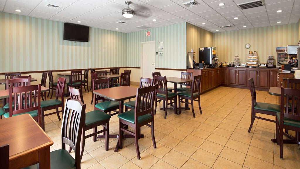 Best Western Staunton Inn