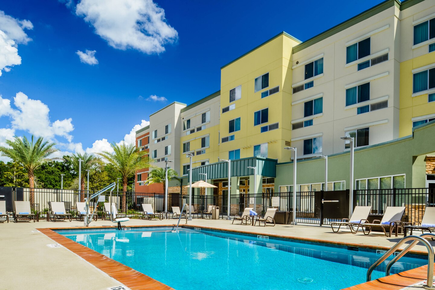 Courtyard by Marriott Lake Charles
