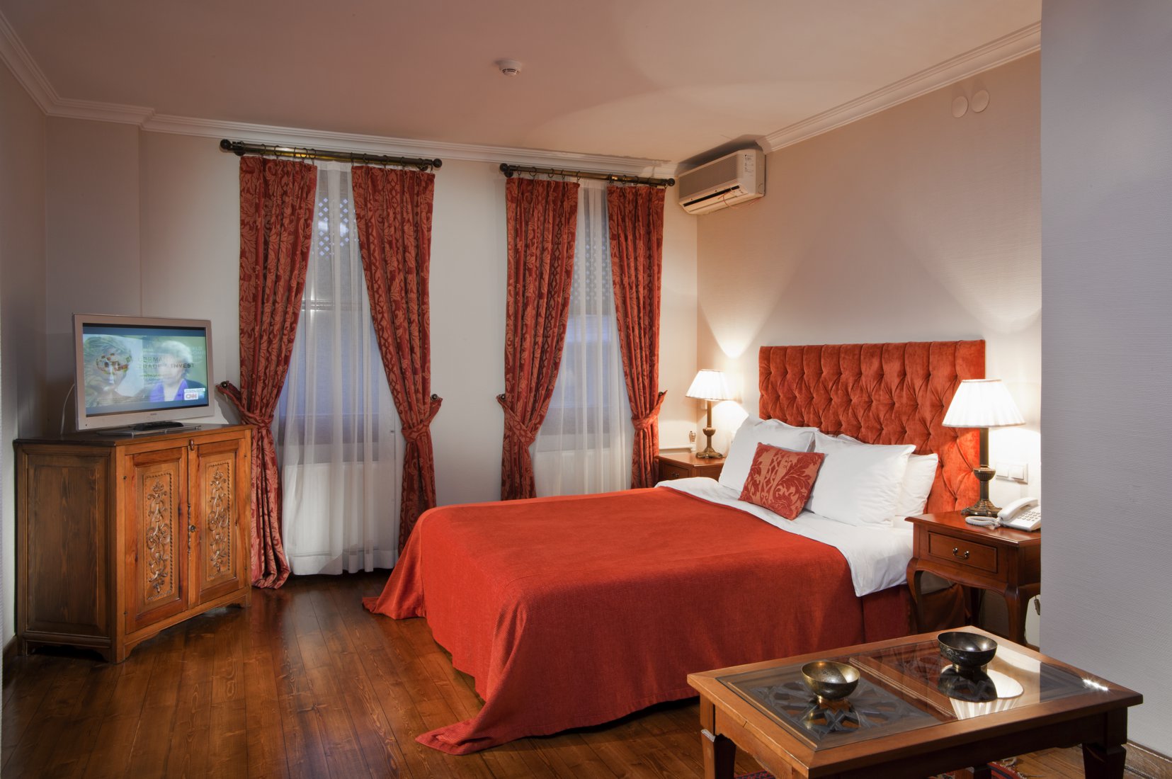 Hotel Sari Konak