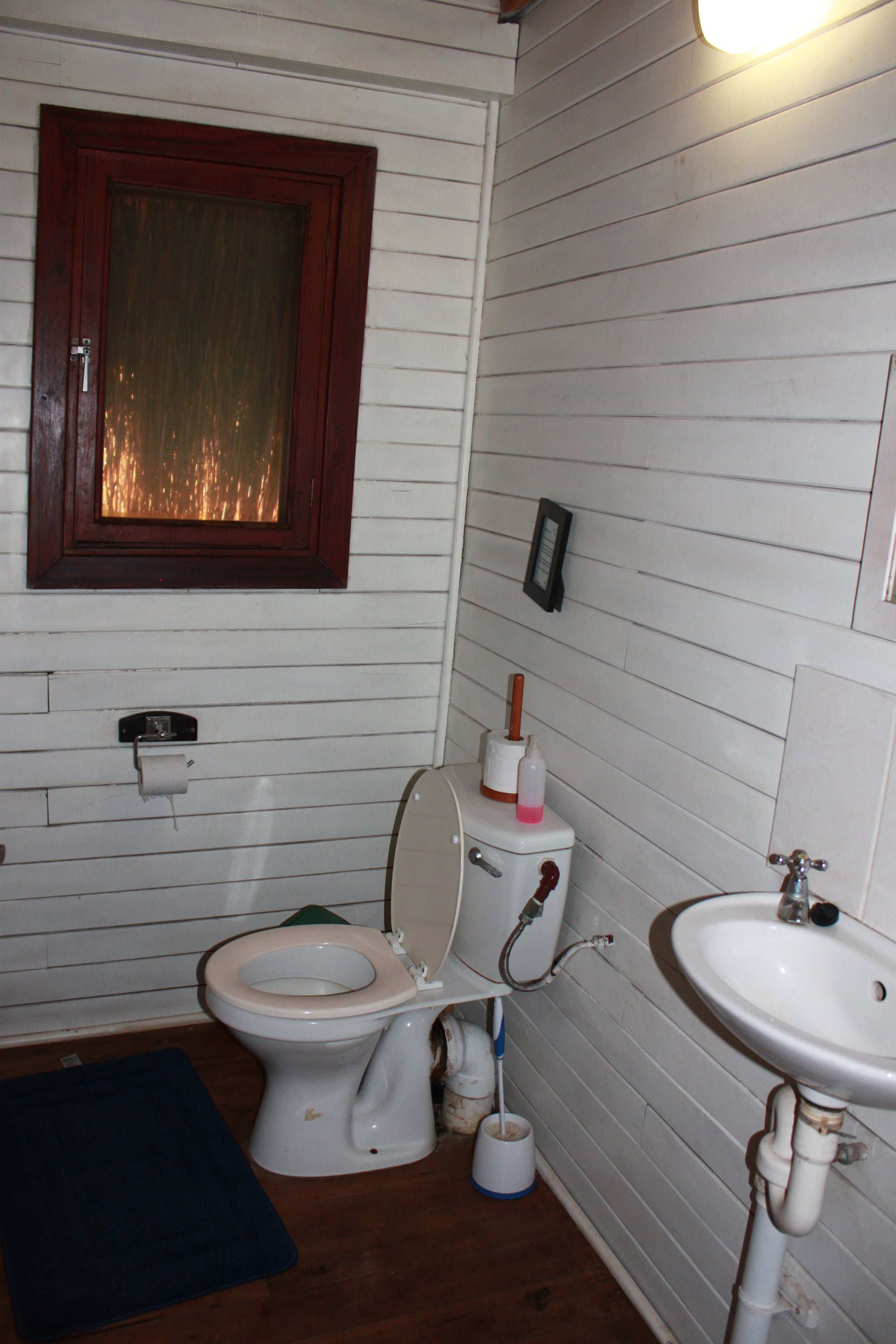 205 - 4 private rooms and 1 loft room