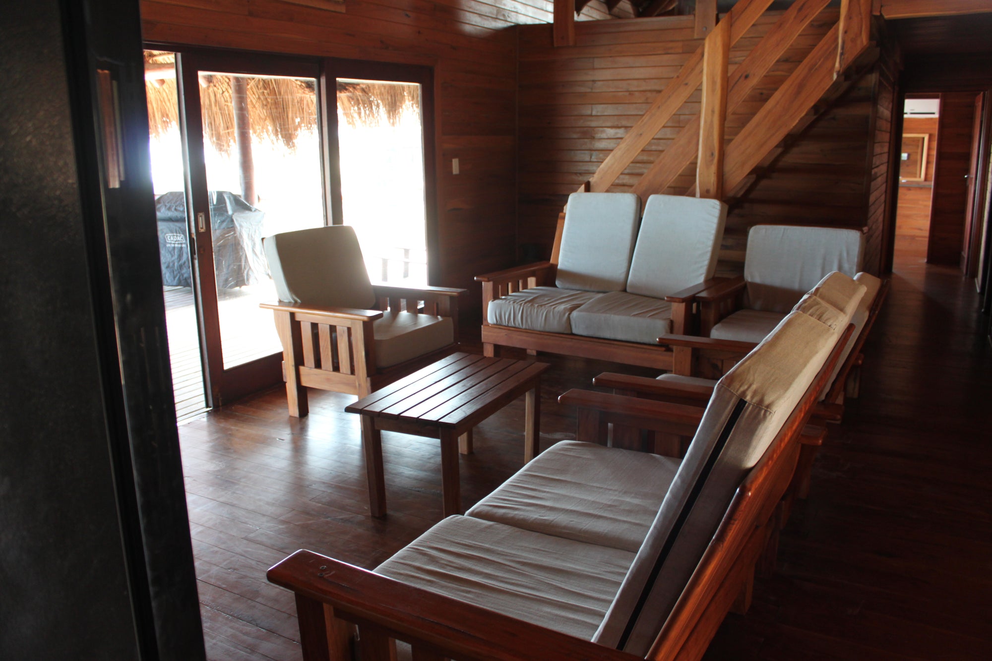 403 - 4 Private rooms and 1 loft room