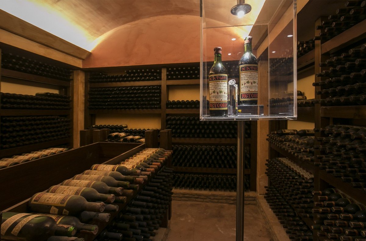 Katogi Averoff Hotel & Winery
