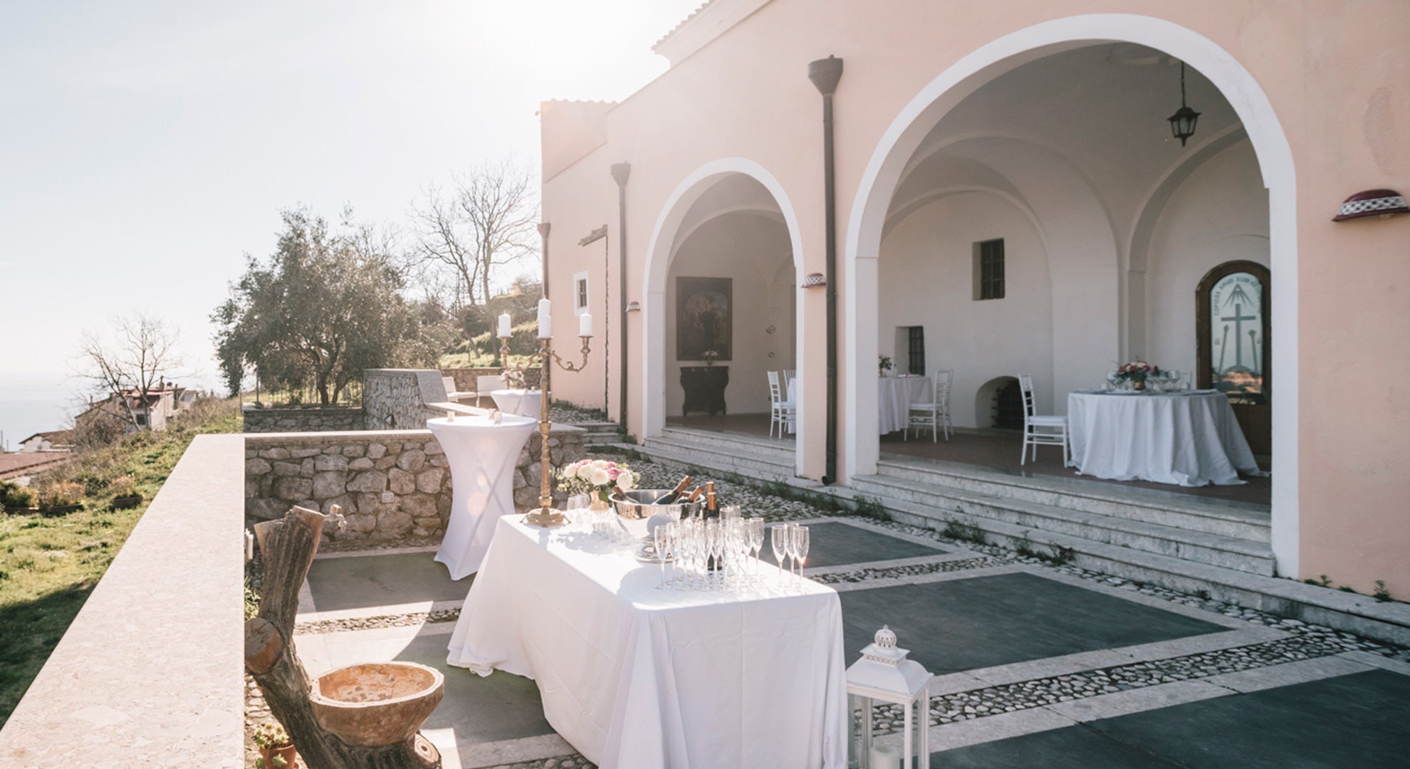 Portico Del Paradiso
